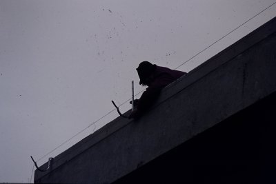 Bau Sporthalle (Lari)