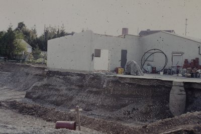 Bau Sporthalle (Lari)