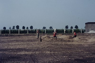 Bau Sporthalle (Lari)