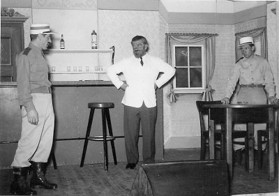 Blaß Teil 4: Theater