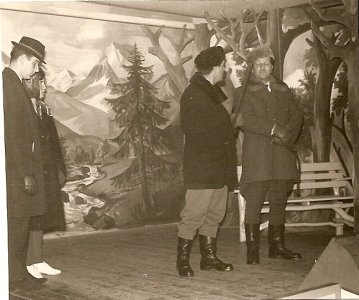 Blaß Teil 4: Theater