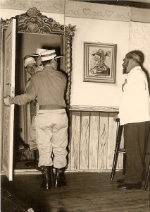 Blaß Teil 4: Theater